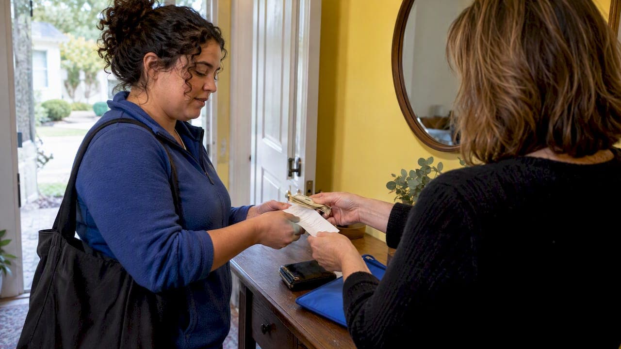 U.S. Nannies: Track Hours and Receipts When Paid Cash to Prove Income